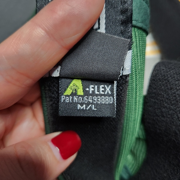 Dome Flex Embroidered "K" Logo Gold & Green Cap Possibly Colligiate Size Med/Lar - Picture 13 of 13